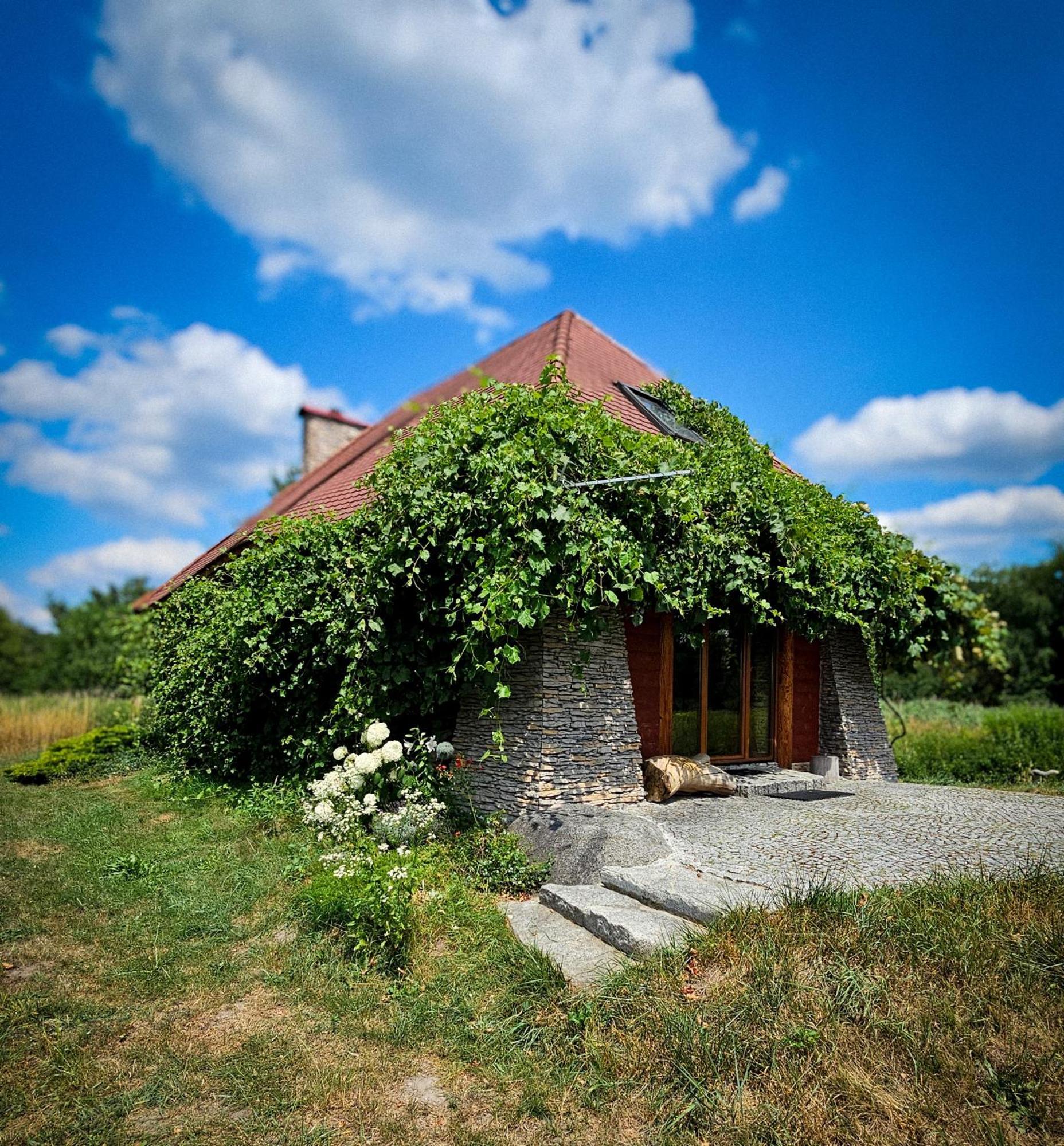 Domek Letniskowy Caloroczny W Rzemieniu Villa ภายนอก รูปภาพ
